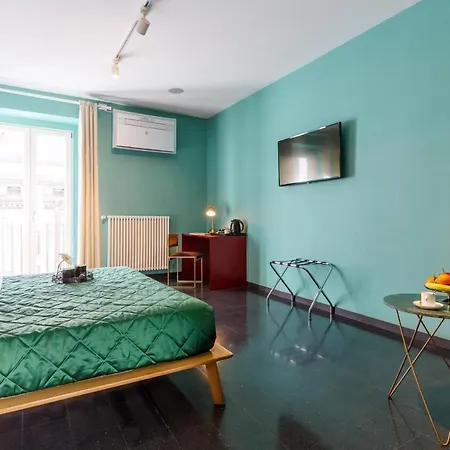 Dimora Doria D'angri Bed & Breakfast 4*