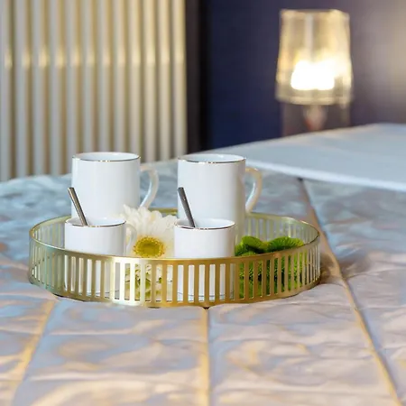 Dimora Doria D'angri Bed & Breakfast 4*