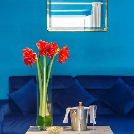 Dimora Doria D'angri Bed & Breakfast Neapel